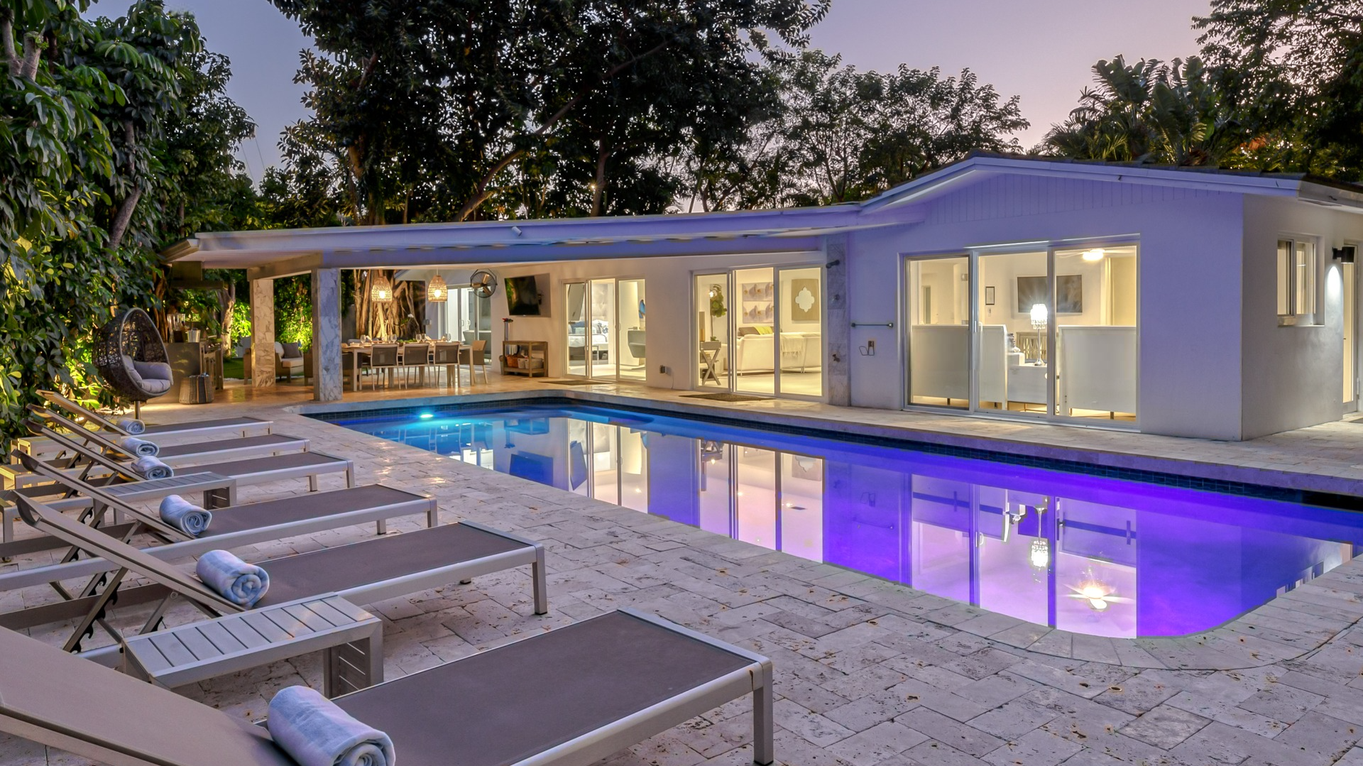 Luxury vacation rental investment south florida